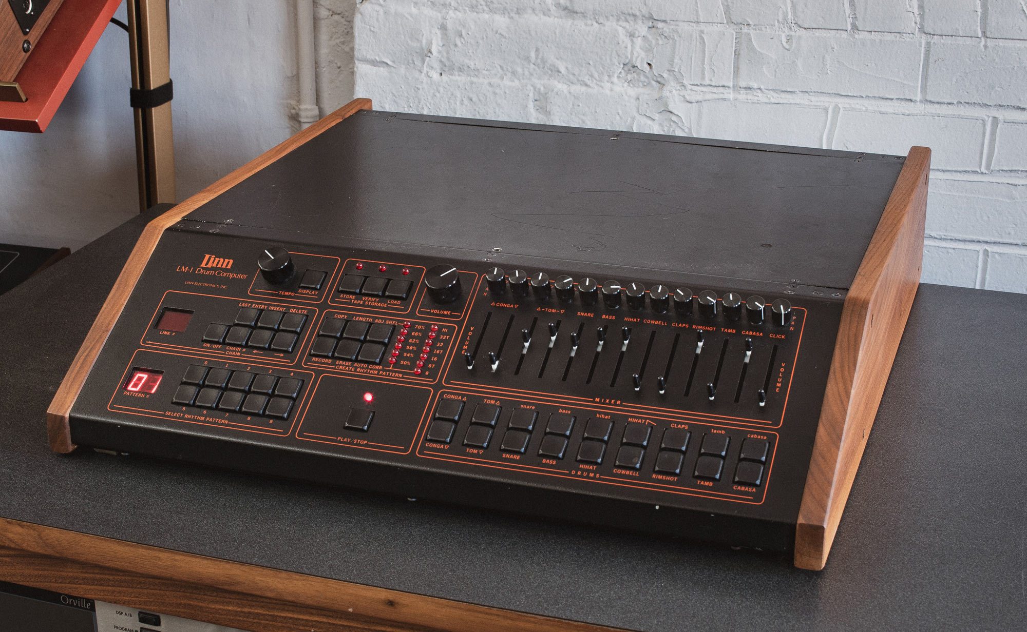 Linn-drum-LM1