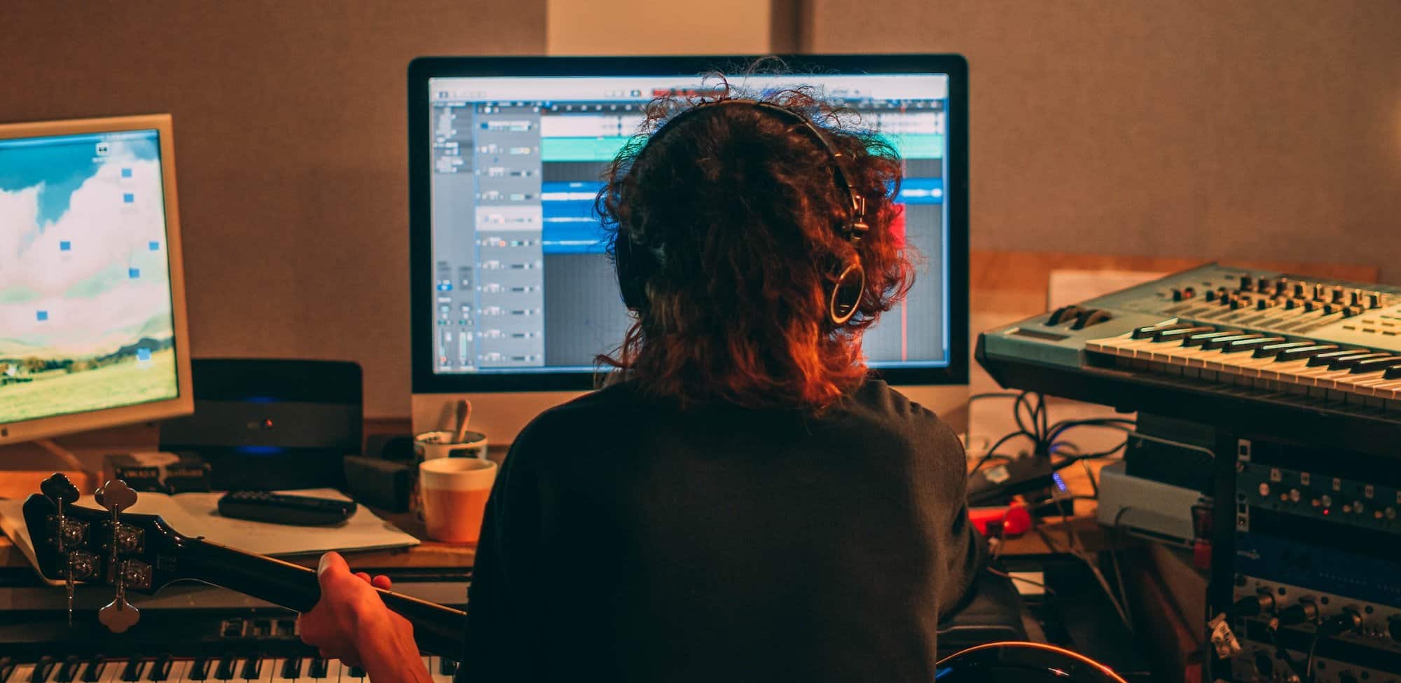 Bandeau article 10 idées fausses sur la norme MIDI